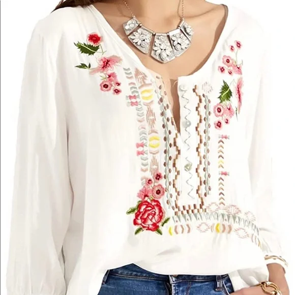 Beautiful Bohemian light weight top - Picture 2 of 6